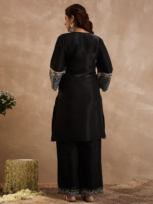 Black_Silk-Blend_Straight_Kurta_with_Palazzos