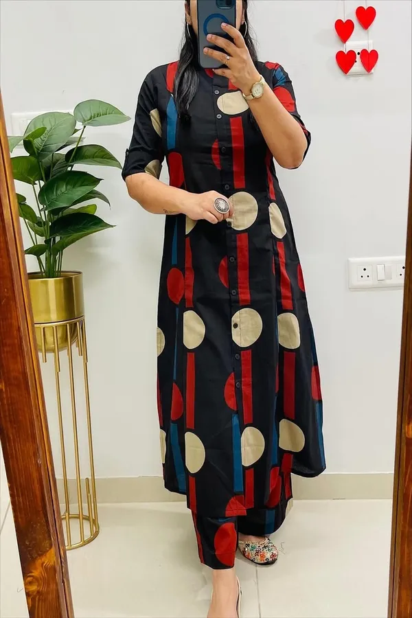 Black_Cotton_Floral_Printed_Kurta_Set_For_Women