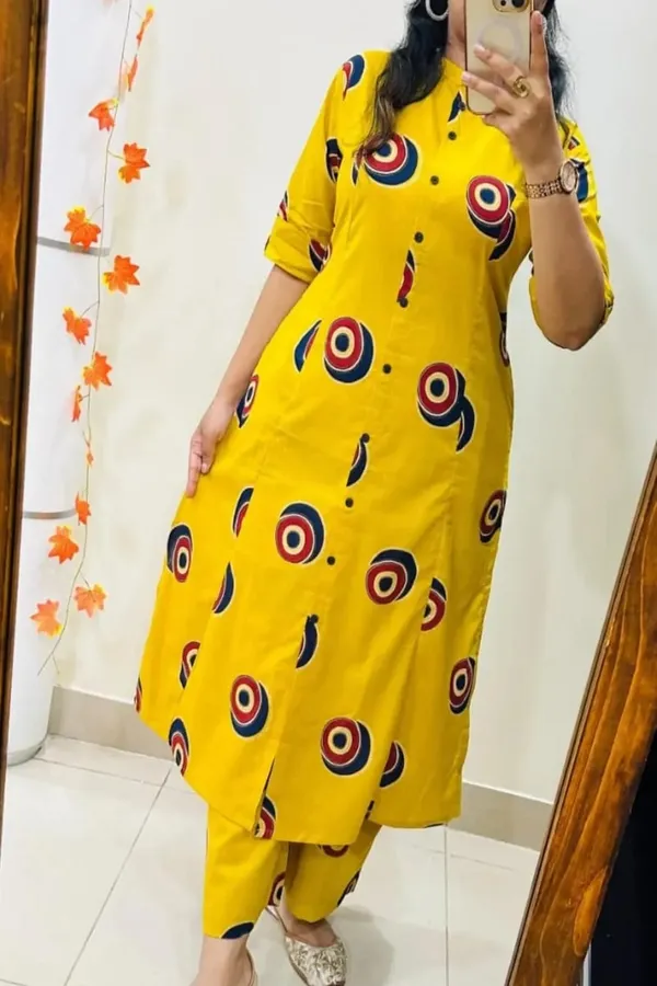 Yellow_Cotton_Floral_Printed_Kurta_Set_For_Women