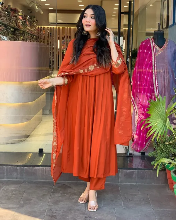 Rust_Cotton_Floral_Embroidered_Kurta_Set_For_Women