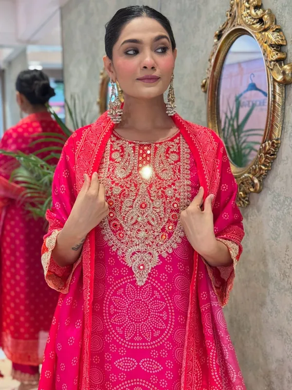 Pink_Silk_Floral_Embroidered_Kurta_Set_For_Women