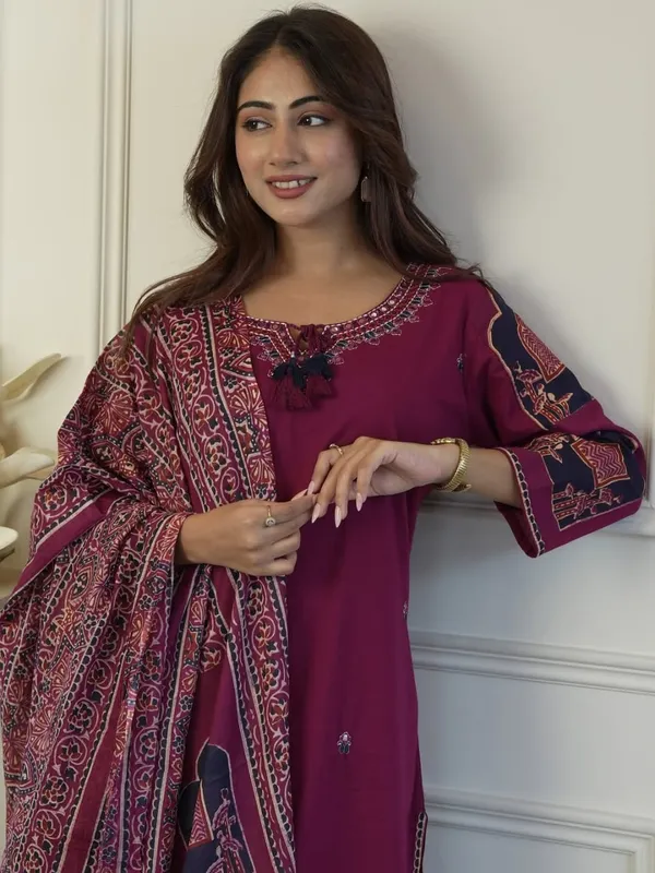 Floral_Embroidered_Pure_Cotton_Round_Neck_Purple_Kurta_Trouser_&_Dupatta_Set