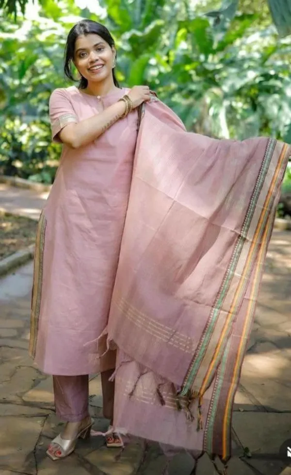 Floral_Printed_Pure_Cotton_Round_Neck_Pink_Kurta_Trouser_&_Dupatta_Set