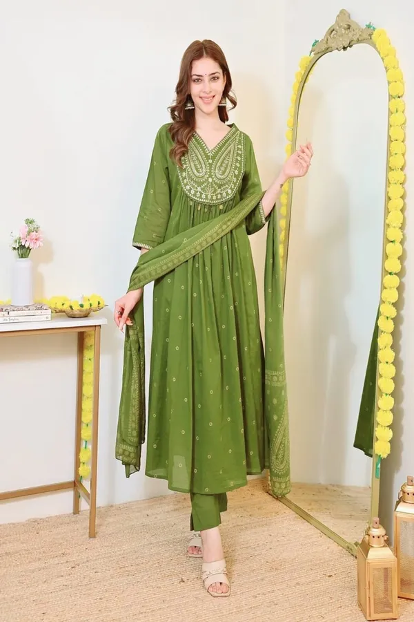 Floral_Printed_Pure_Cotton_V_Neck_Green_Kurta_Trouser_&_Dupatta_Set