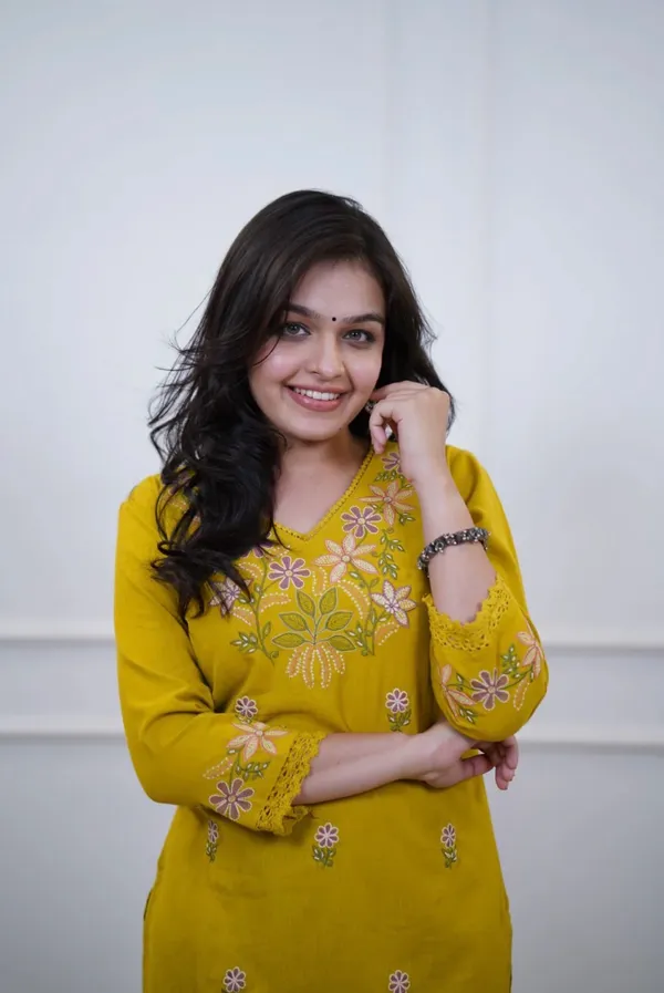Floral_embroidered_Pure_Cotton_V_Neck_Yellow_Kurta_&_Trouser_Set
