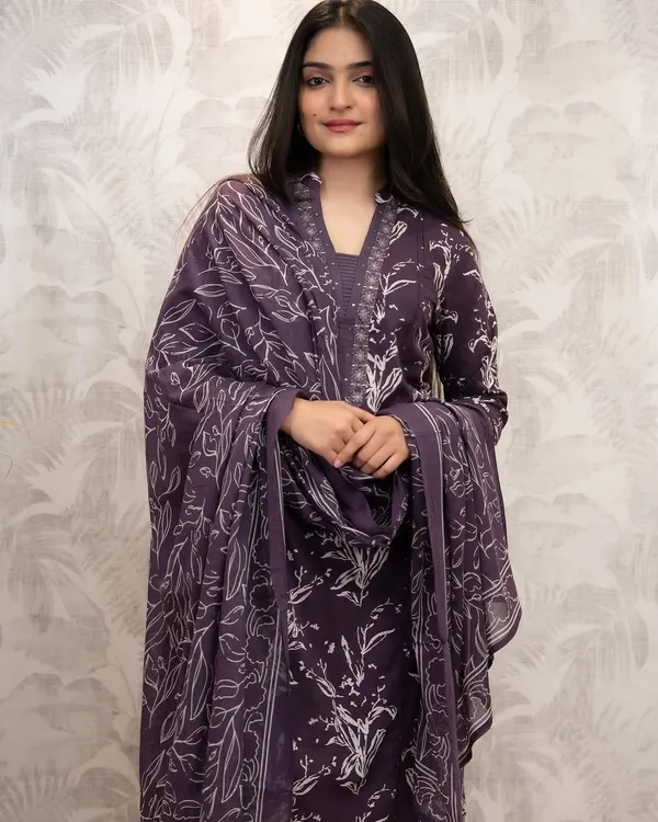 Floral_Printed_Pure_Cotton_Round_Neck_Blue_Kurta_Trouser_&_Dupatta_Set