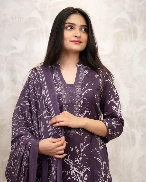 Floral_Printed_Pure_Cotton_Round_Neck_Blue_Kurta_Trouser_&_Dupatta_Set