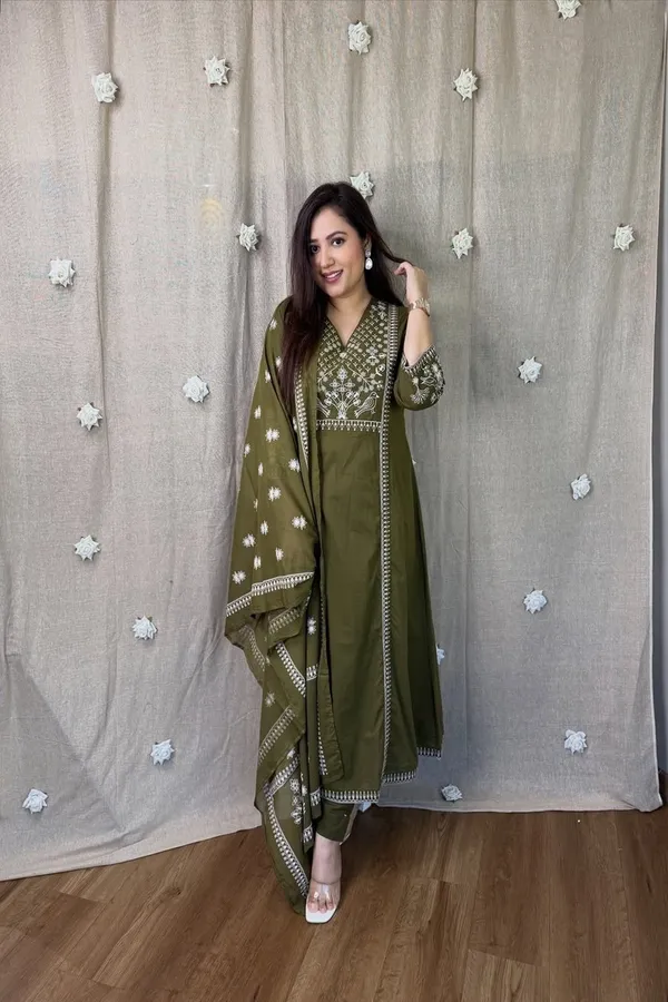 Floral_embroidered_Pure_Cotton_V_Neck_Green_Kurta_Trouser_&_Dupatta_Set