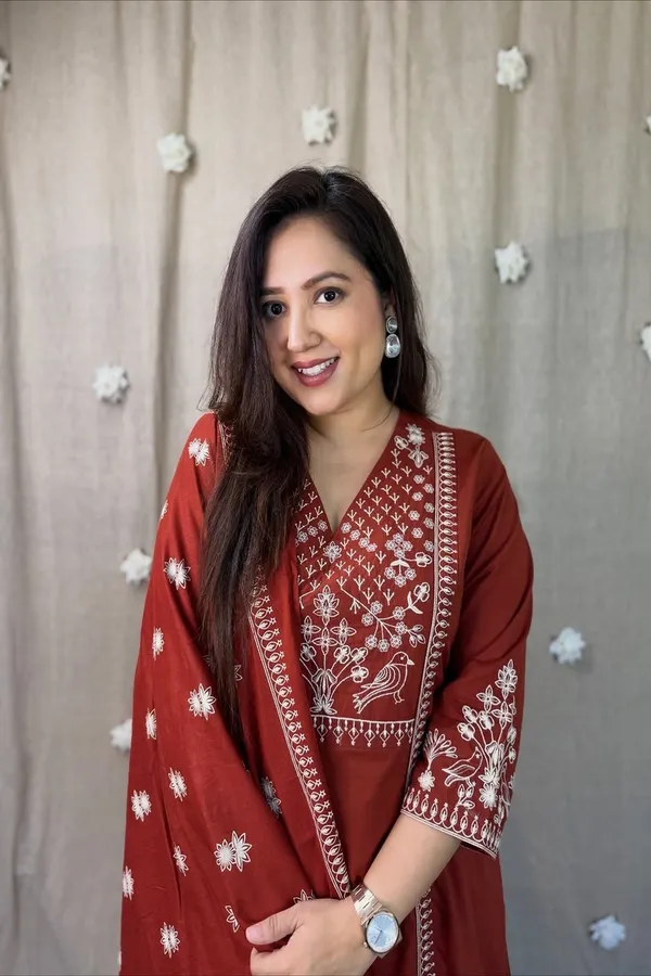 Floral_embroidered_Pure_Cotton_V_Neck_Red_Kurta_Trouser_&_Dupatta_Set