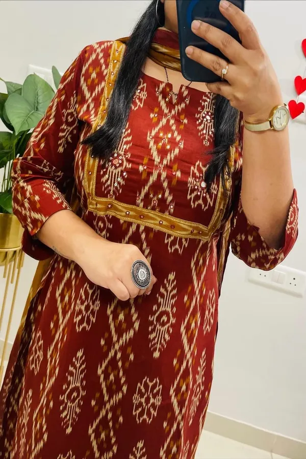 Floral_Printed_Pure_Cotton_Round_Neck_Red_Kurta_Trouser_&_Dupatta_Set