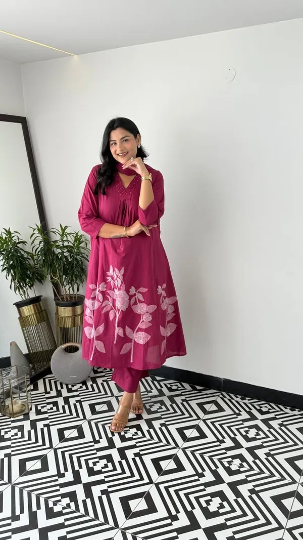 Floral_Printed_Pure_Cotton_V_Neck_Wine_Kurta_Trouser_&_Dupatta_Set