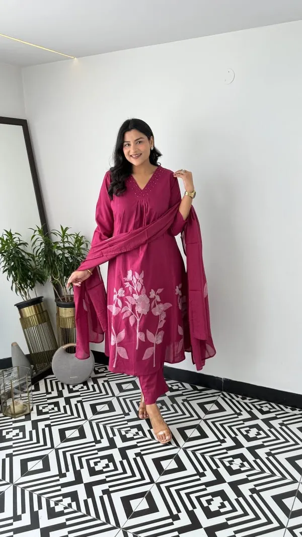 Floral_Printed_Pure_Cotton_V_Neck_Wine_Kurta_Trouser_&_Dupatta_Set