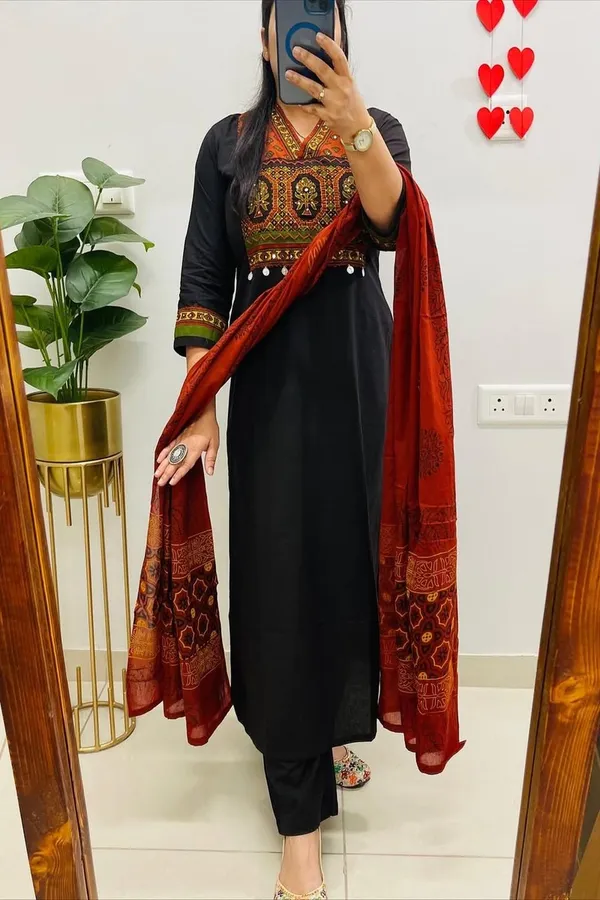 Floral_embroidered_Pure_Cotton_V_Neck_Black_Kurta_Trouser_&_Dupatta_Set