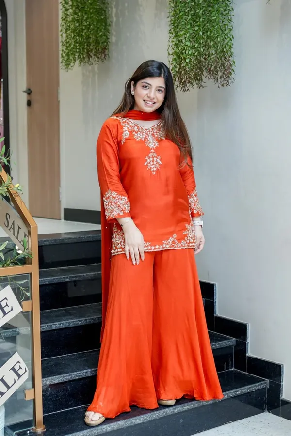 Floral_embroidered_Chanderi_V_Neck_Rust_Kurta_Trouser_&_Dupatta_Set