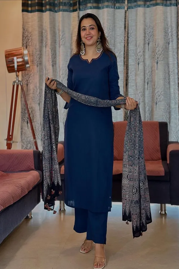 Floral_embroidered_Pure_Cotton_Round_Neck_Blue_Kurta_Trouser_&_Dupatta_Set