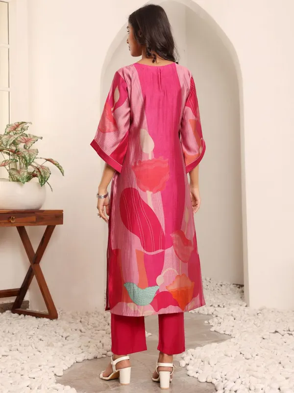 Pink_Floral_Printed_CFloraleri_Silk_Kurta_Trouser_Set