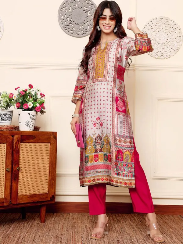 Off_White_Floral_Printed_CFloraleri_Silk_Kurta_Trouser_Set