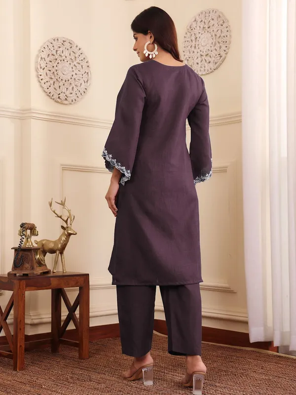 Brown_Floral_Embroidered_Cotton_Blend_Kurta_Trouser_Set