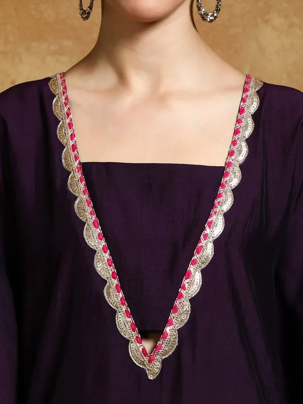 Purple_Floral_Printed_Silk_Blend_Kurta_Trouser_Set