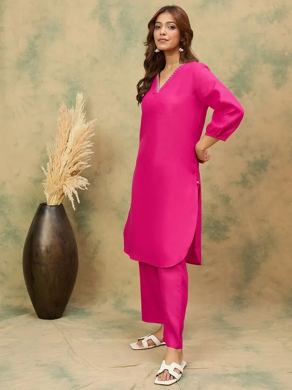 Pink_Floral_Printed_Cotton_Blend_Kurta_Trouser_Set