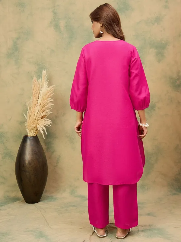 Pink_Floral_Printed_Cotton_Blend_Kurta_Trouser_Set