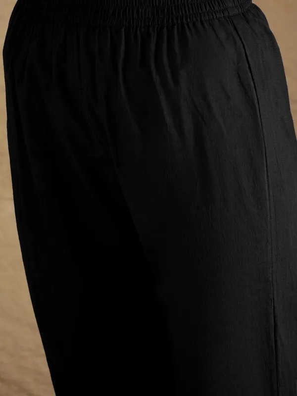 Black_Floral_Printed_Georgette_Kurta_Trouser_Set