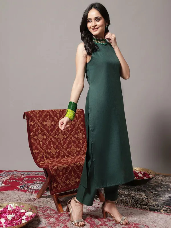 Green_Floral_Printed_Cotton_Blend_Kurta_Trouser_Dupatta_Set