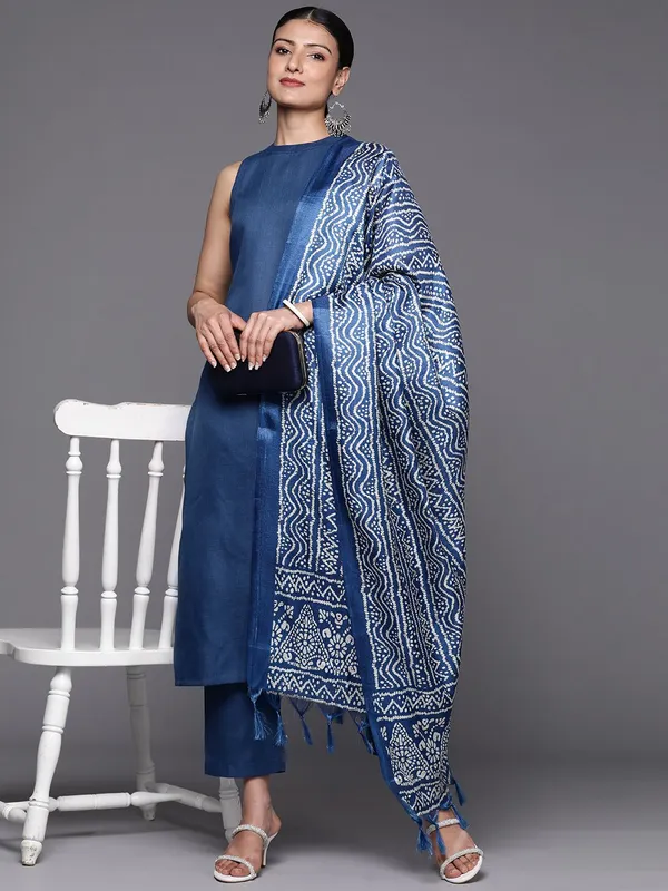 Blue_Floral_Printed_Cotton_Kurta_Trouser_Dupatta_Set