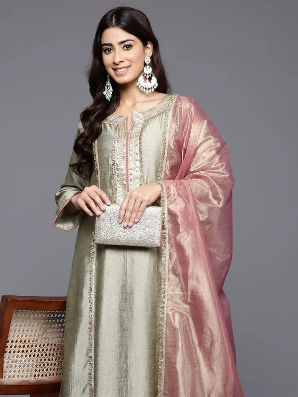 Green_Floral_Embroidered_Silk_Blend_Kurta_Palazzo_Dupatta_Set