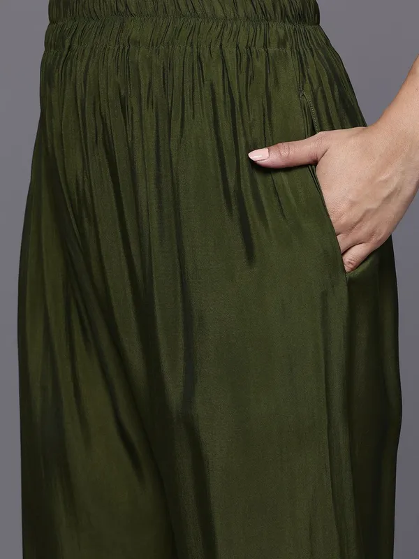Olive_Floral_Embroidered_Silk_Blend_Kurta_Trouser_Dupatta_Set