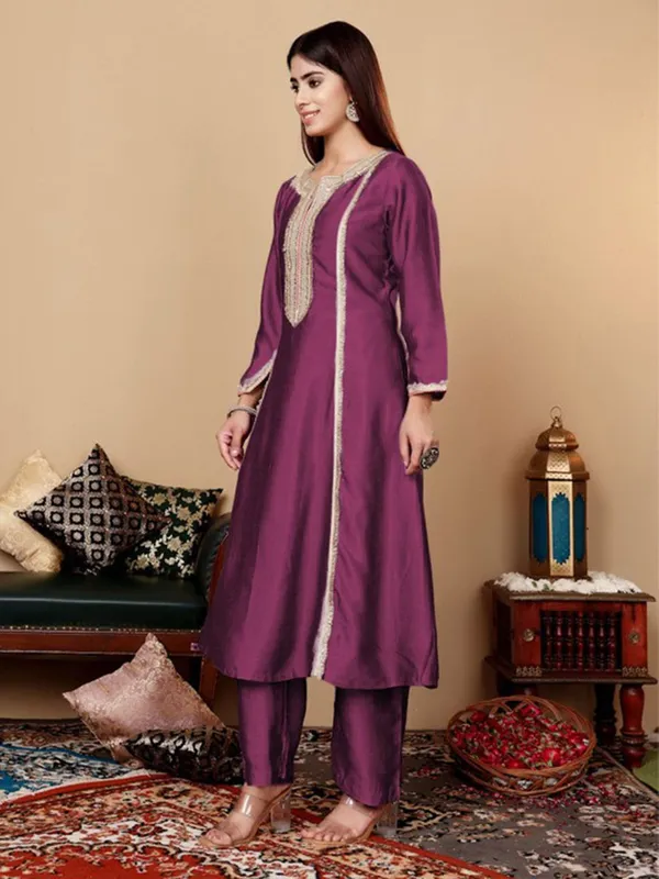 Purple_Floral_Embroidered_Silk_Blend_Kurta_Trouser_Dupatta_Set
