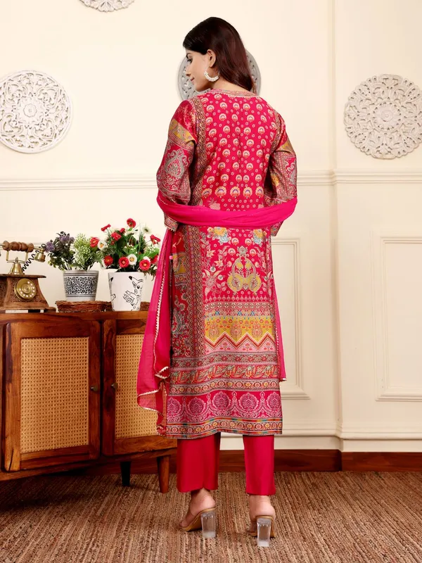 Pink_Floral_Printed_CFloraleri_Silk_Kurta_Trouser_Dupatta_Set