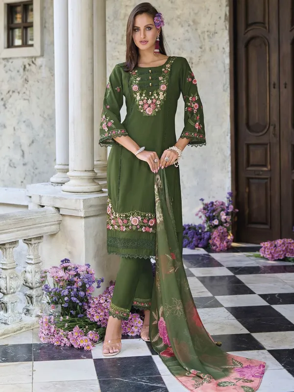 Green_Floral_Embroidered_Cotton_Kurta_Trouser_Dupatta_Set