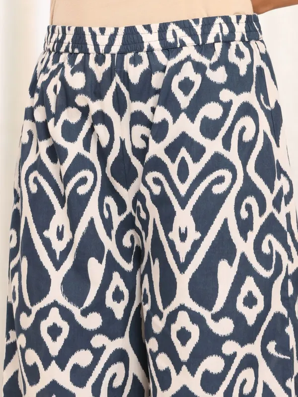 Navy_Blue_Floral_Printed_Cotton_Kurta_Trouser_Set