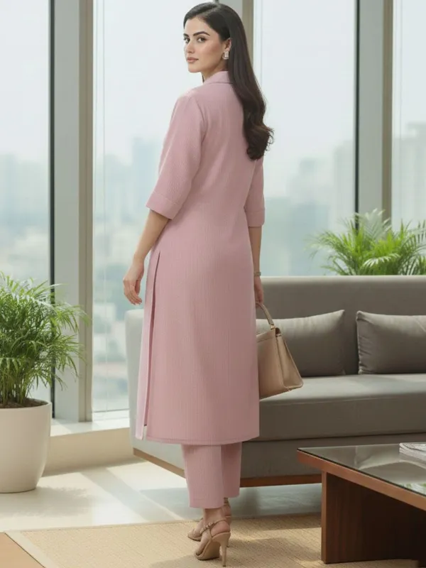 Pink_Floral_Printed_Silk_Blend_Kurta_Trouser_Set