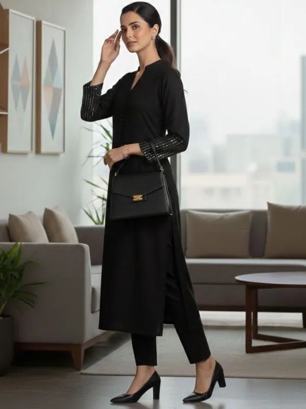 Black_Floral_Printed_Cotton_Blend_Kurta_Trouser_Set