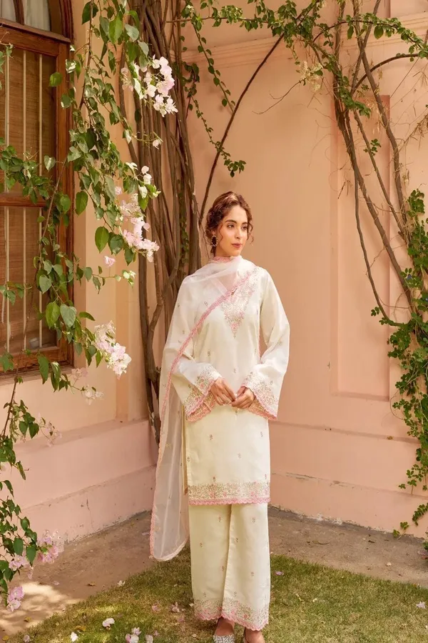 Floral_Embroidered_silk_Co-Ord_Set