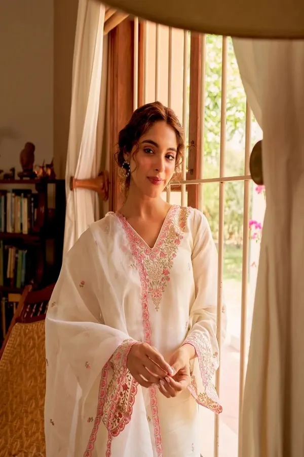 Floral_Embroidered_silk_Co-Ord_Set