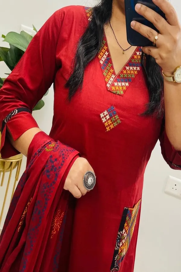 Red_Cotton_Floral_Embroidered_Kurta_Set_For_Women