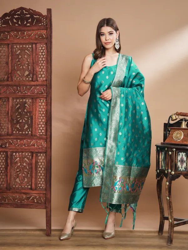 Floral_Printed_Silk_Blend_Round_Neck_Kurta_Trouser_&_Dupatta_Set