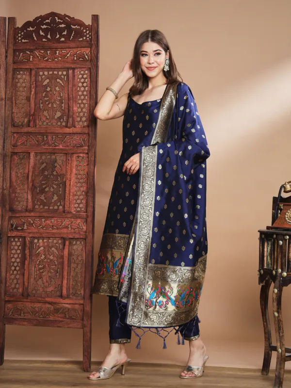 Floral_Printed_Silk_Blend_Round_Neck_Kurta_Trouser_&_Dupatta_Set