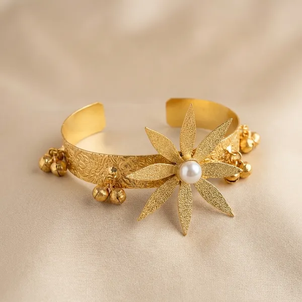 Golden_Brass_Bracelet_For_Women_|_Anti-Tarnish