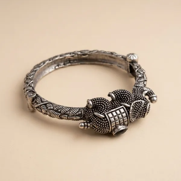 Silver_Brass_Bracelet_For_Women_|_Anti-Tarnish