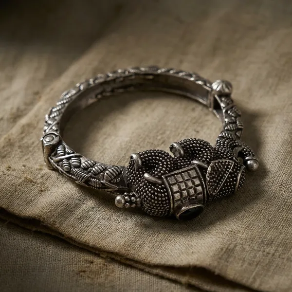 Silver_Brass_Bracelet_For_Women_|_Anti-Tarnish