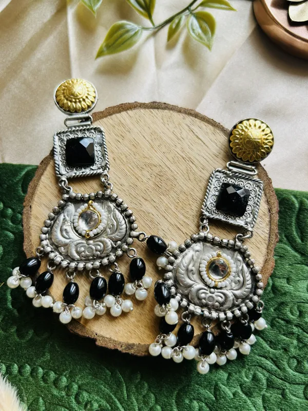 Black_Brass_Earrings_For_Women_|_Anti-Tarnish