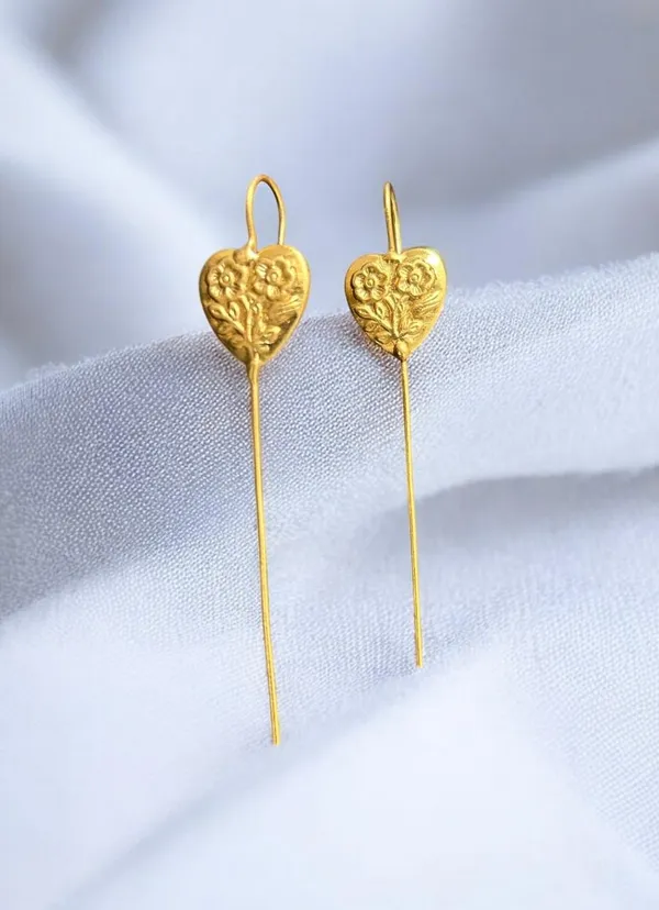 Golden_Brass_Ear_cuffs_for_Women-_Anti-Tarnish_