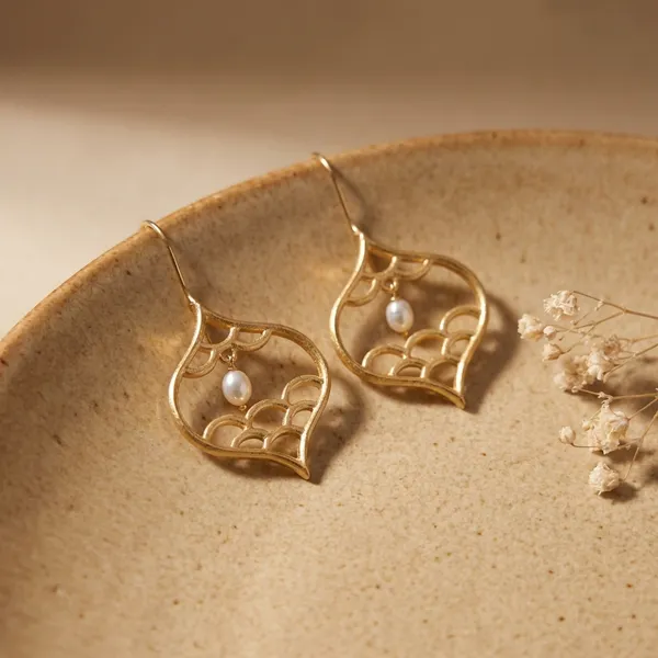 Golden_Brass_Earrings_For_Women_|_Anti-Tarnish