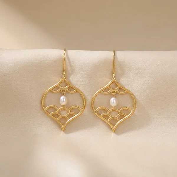 Golden_Brass_Earrings_For_Women_|_Anti-Tarnish