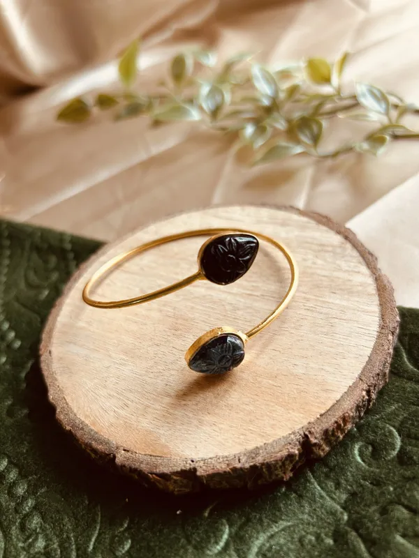 Black_Brass_Bracelet_For_Women_|_Anti-Tarnish