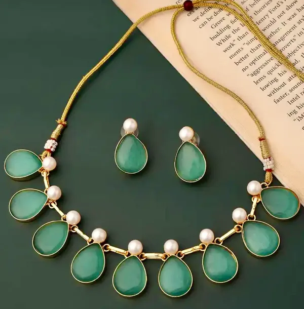 Mint_Brass_Necklace_For_Women_|_Anti-Tarnish